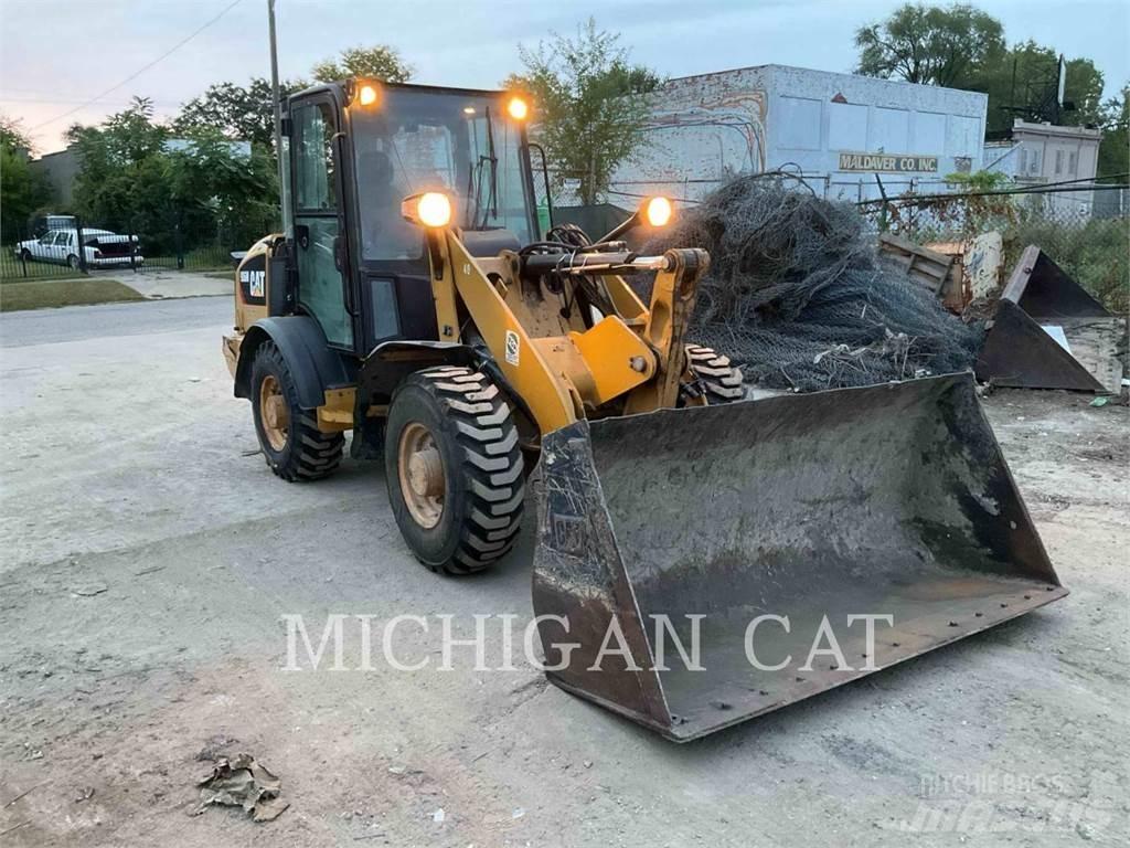 CAT 906M AR Chargeuse sur pneus