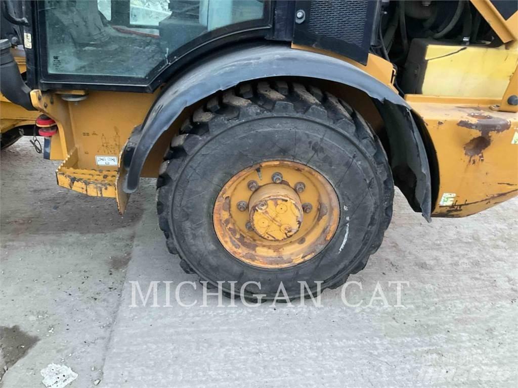 CAT 906M AR Chargeuse sur pneus