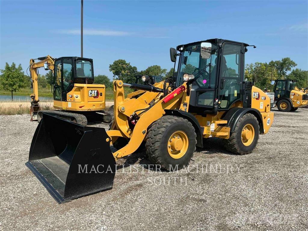 CAT 907 Chargeuse sur pneus