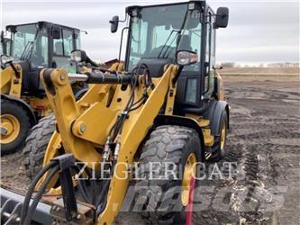 CAT 907M Chargeuse sur pneus