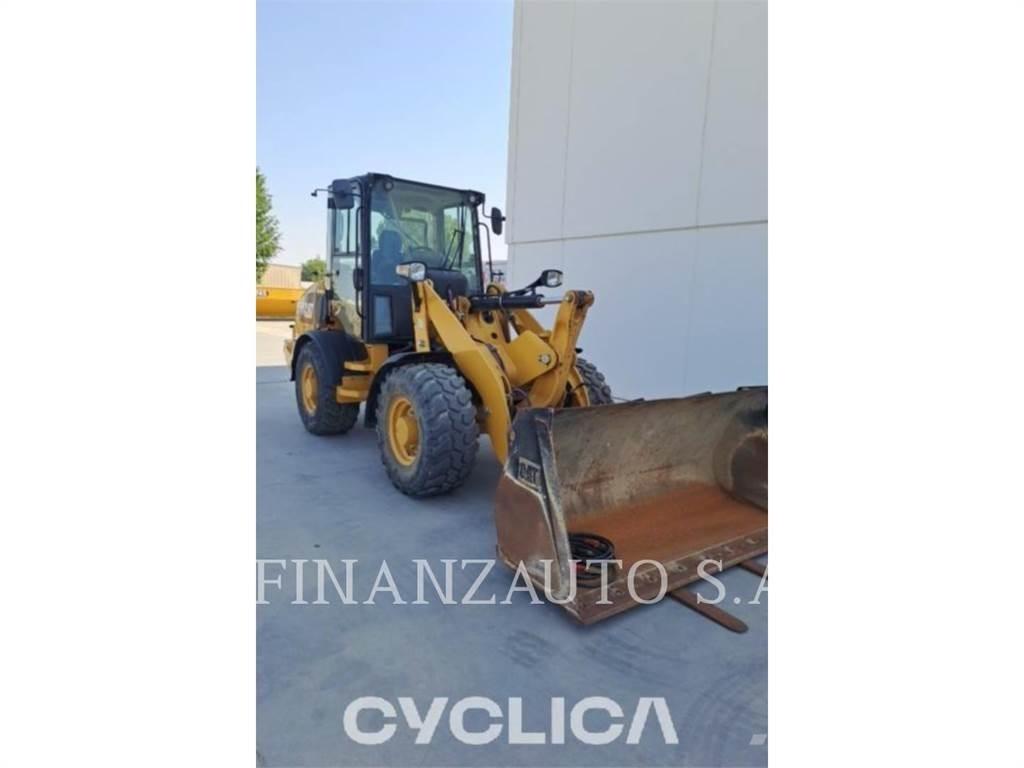 CAT 907M Chargeuse sur pneus
