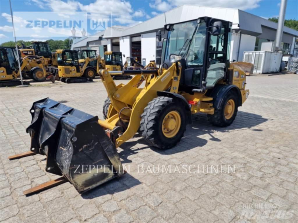 CAT 907M Chargeuse sur pneus