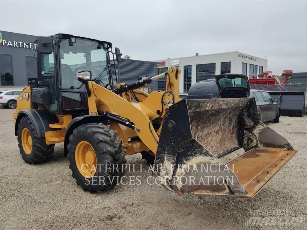 CAT 908-14 Chargeuse sur pneus