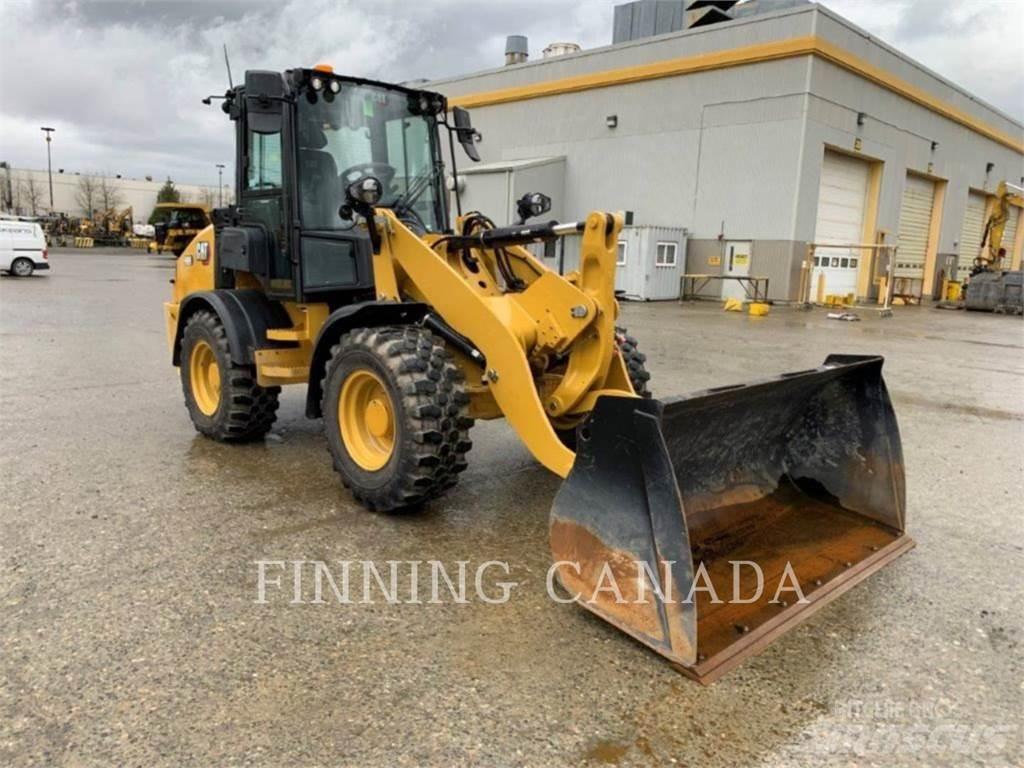 CAT 908-14 Chargeuse sur pneus