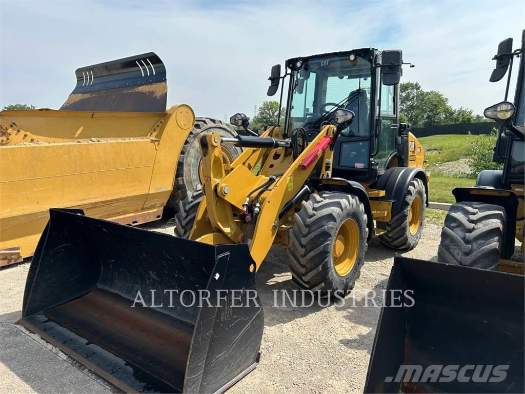 CAT 908-14 Chargeuse sur pneus