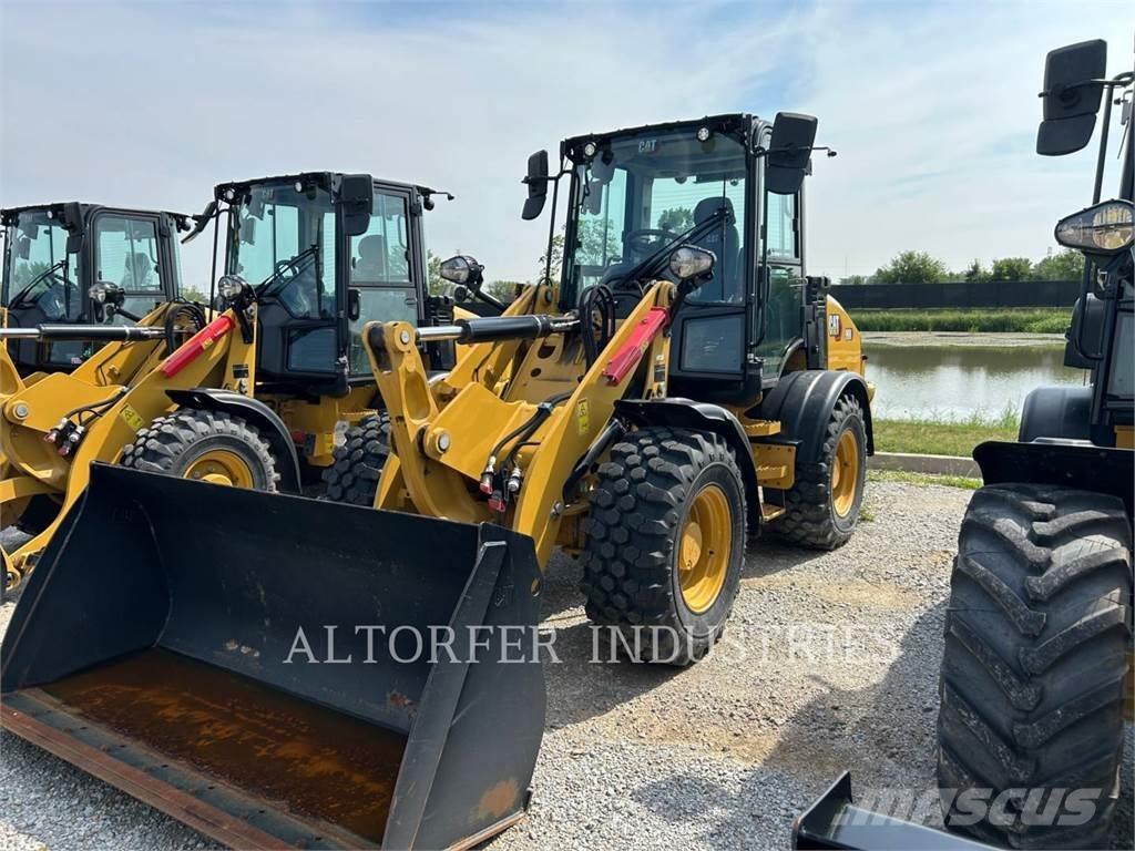 CAT 908-14 Chargeuse sur pneus