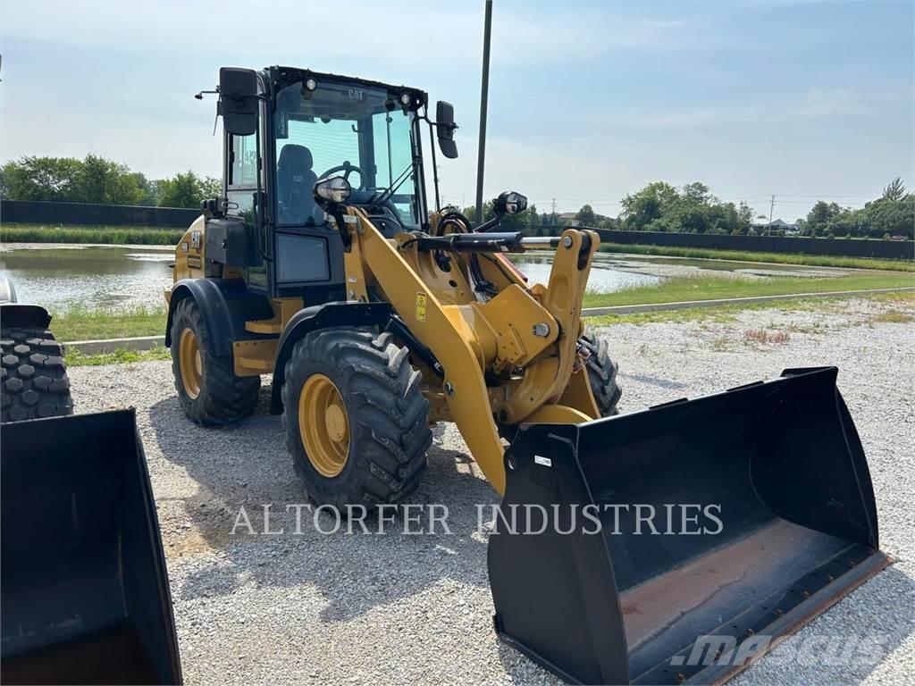 CAT 908-14 Chargeuse sur pneus