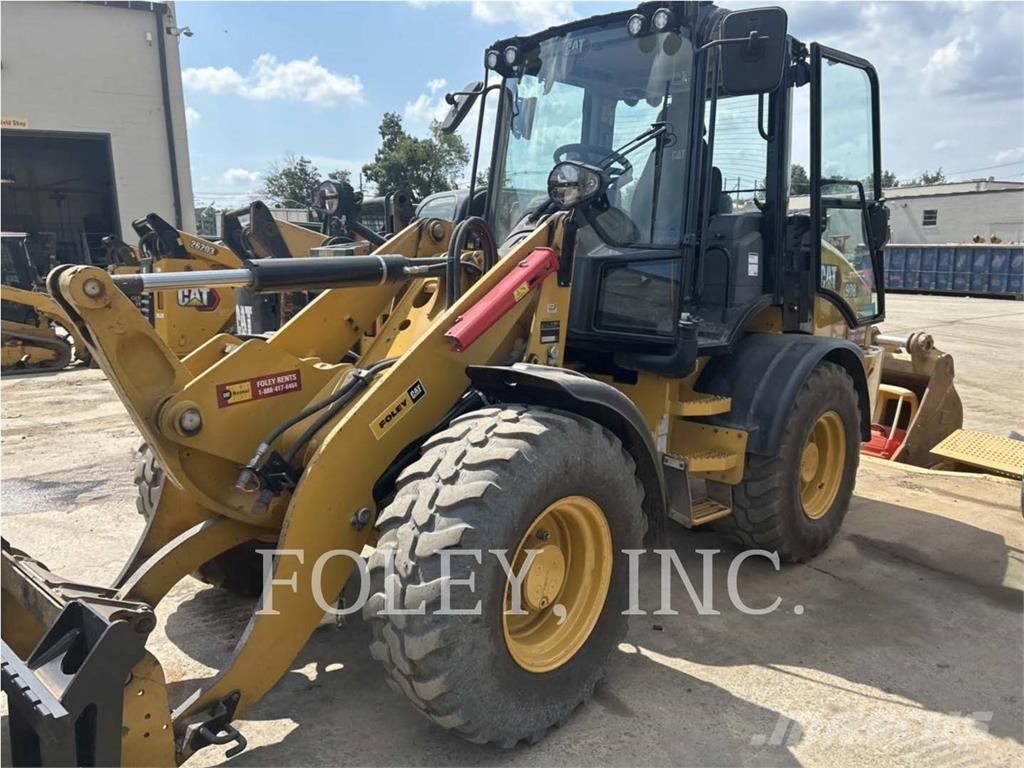 CAT 908-14 Chargeuse sur pneus