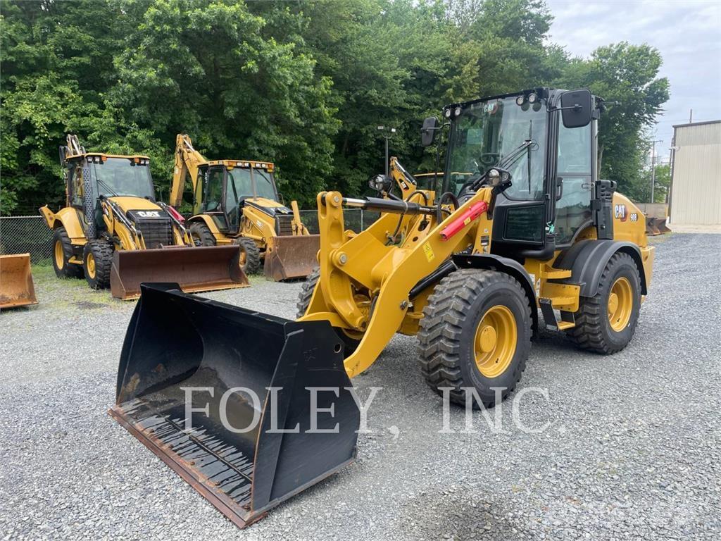 CAT 908-14 Chargeuse sur pneus