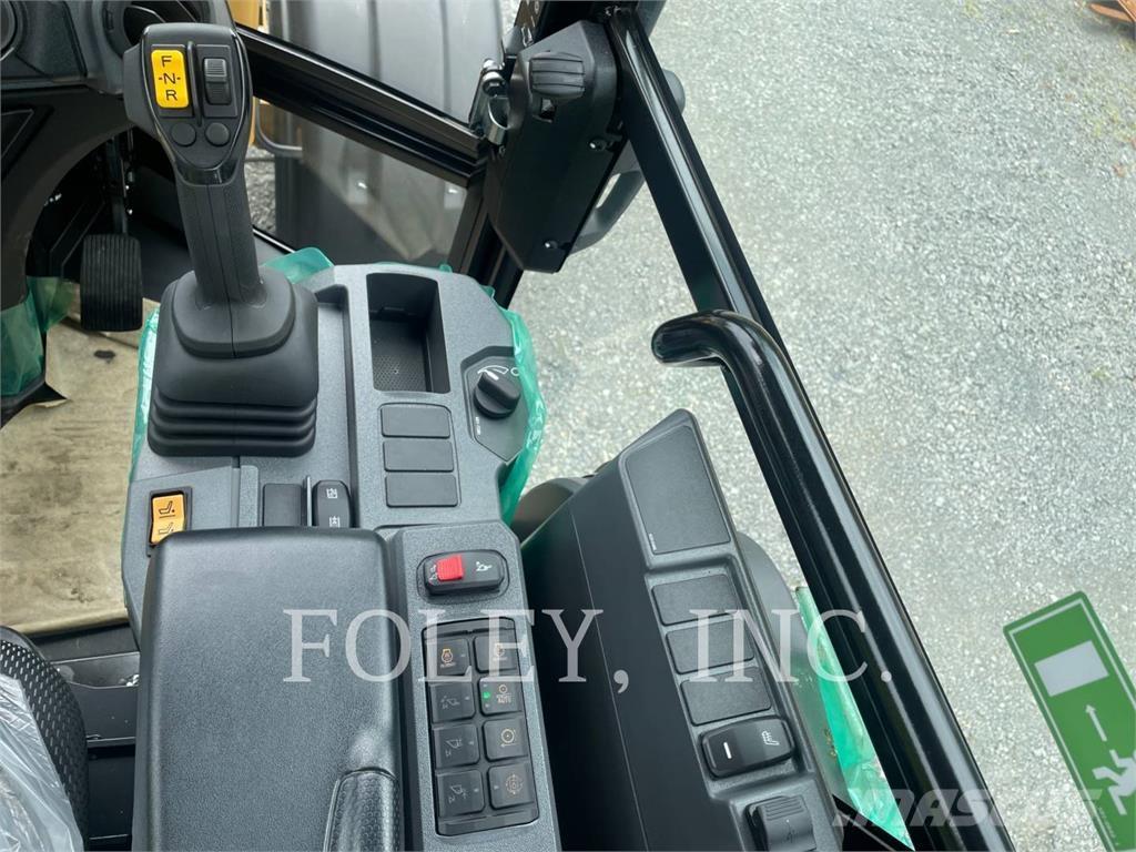 CAT 908-14 Chargeuse sur pneus