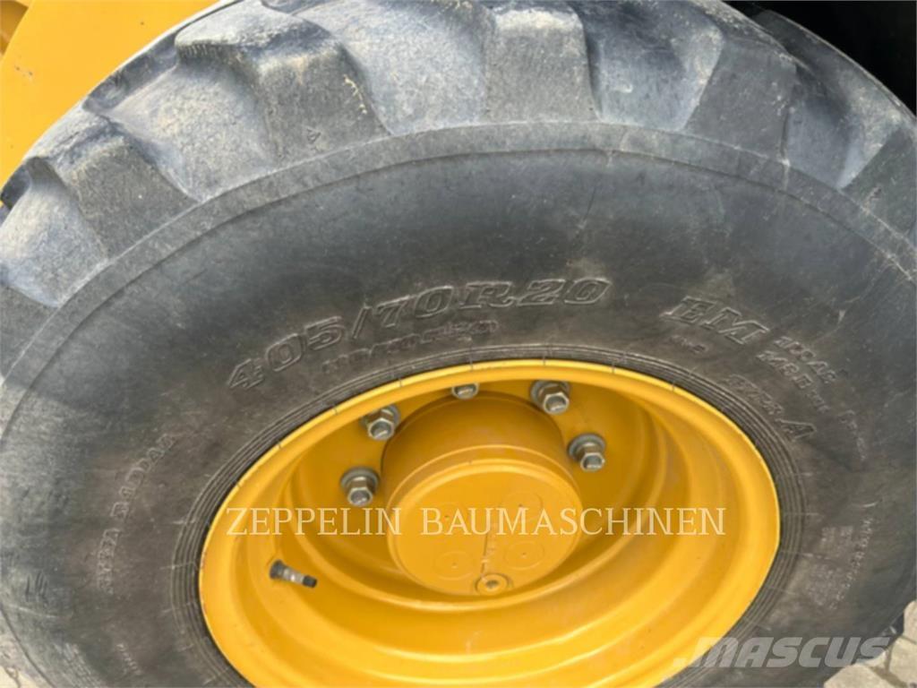 CAT 908-14 Chargeuse sur pneus