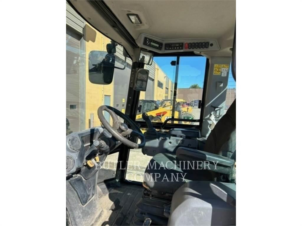 CAT 908-14SLSF Chargeuse sur pneus