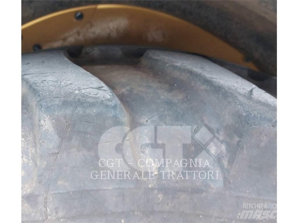 CAT 908 M Chargeuse sur pneus