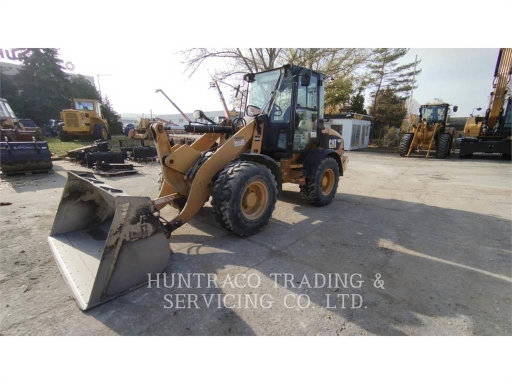 CAT 908H Chargeuse sur pneus
