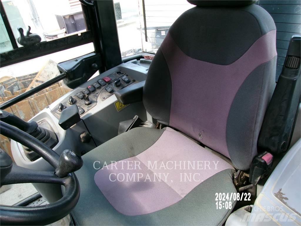 CAT 908H2 Chargeuse sur pneus