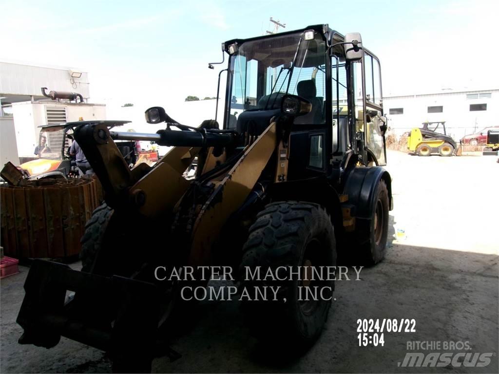 CAT 908H2 Chargeuse sur pneus