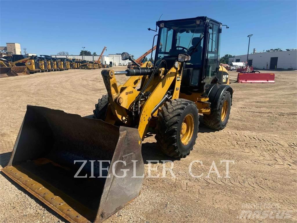 CAT 908H2 Chargeuse sur pneus