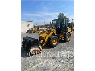 CAT 908M Chargeuse sur pneus