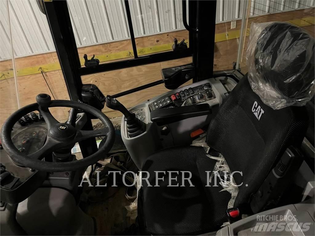 CAT 908M Mini chargeuse