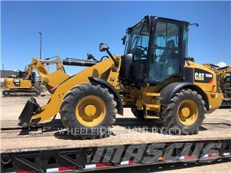 CAT 908M Chargeuse sur pneus