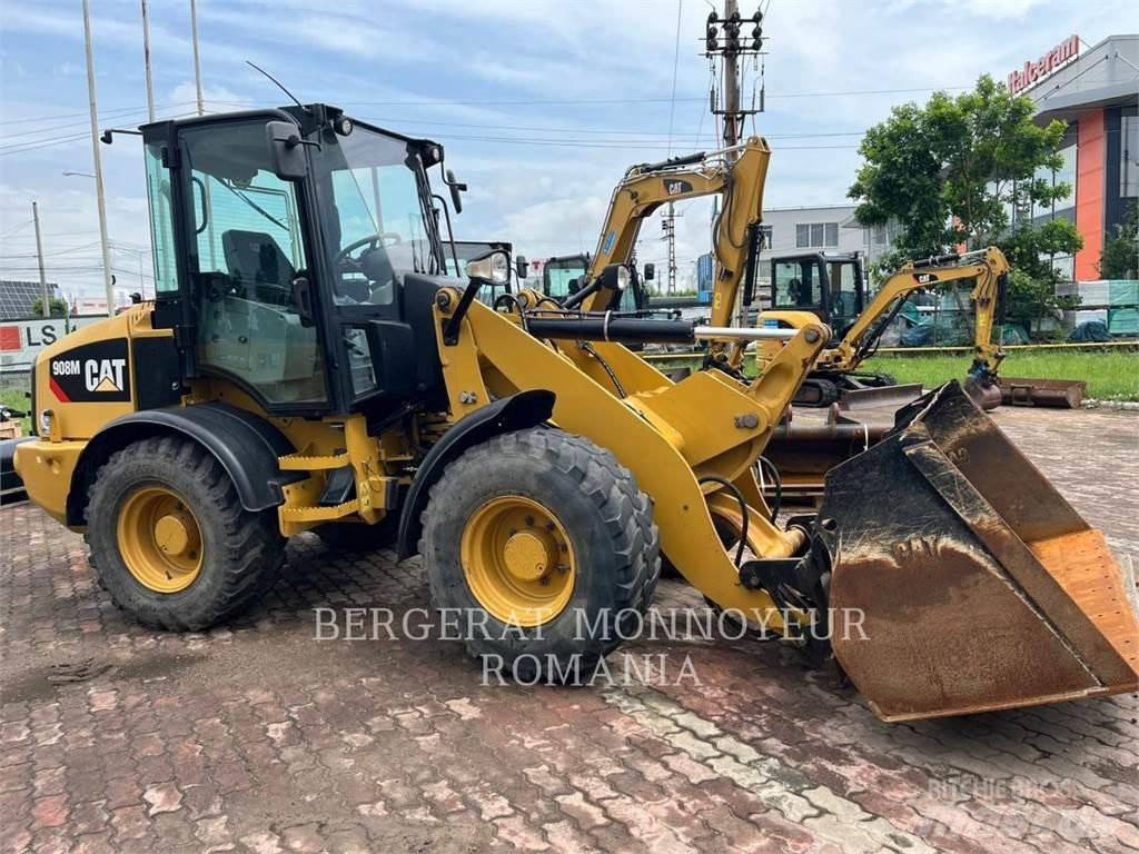 CAT 908M Chargeuse sur pneus