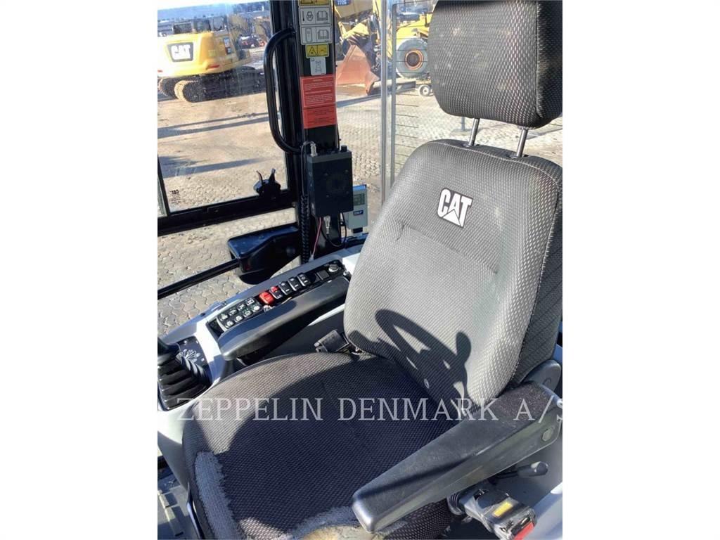 CAT 908M Chargeuse sur pneus