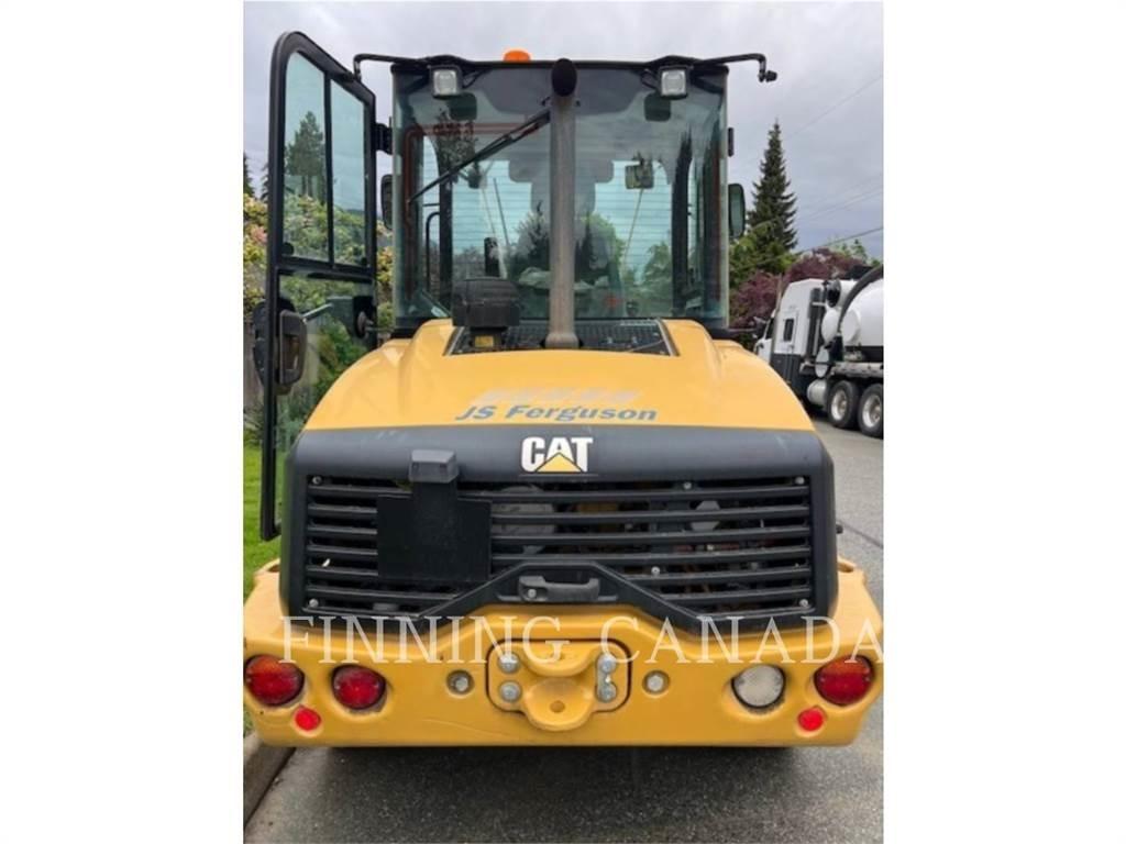 CAT 908M Chargeuse sur pneus