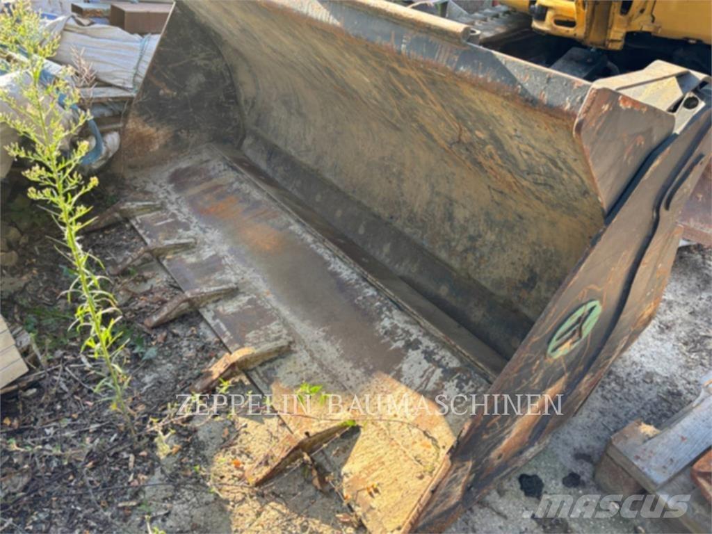 CAT 908M Chargeuse sur pneus