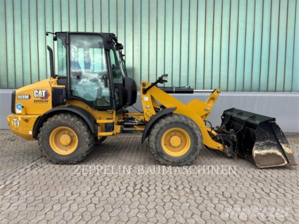 CAT 908M Chargeuse sur pneus