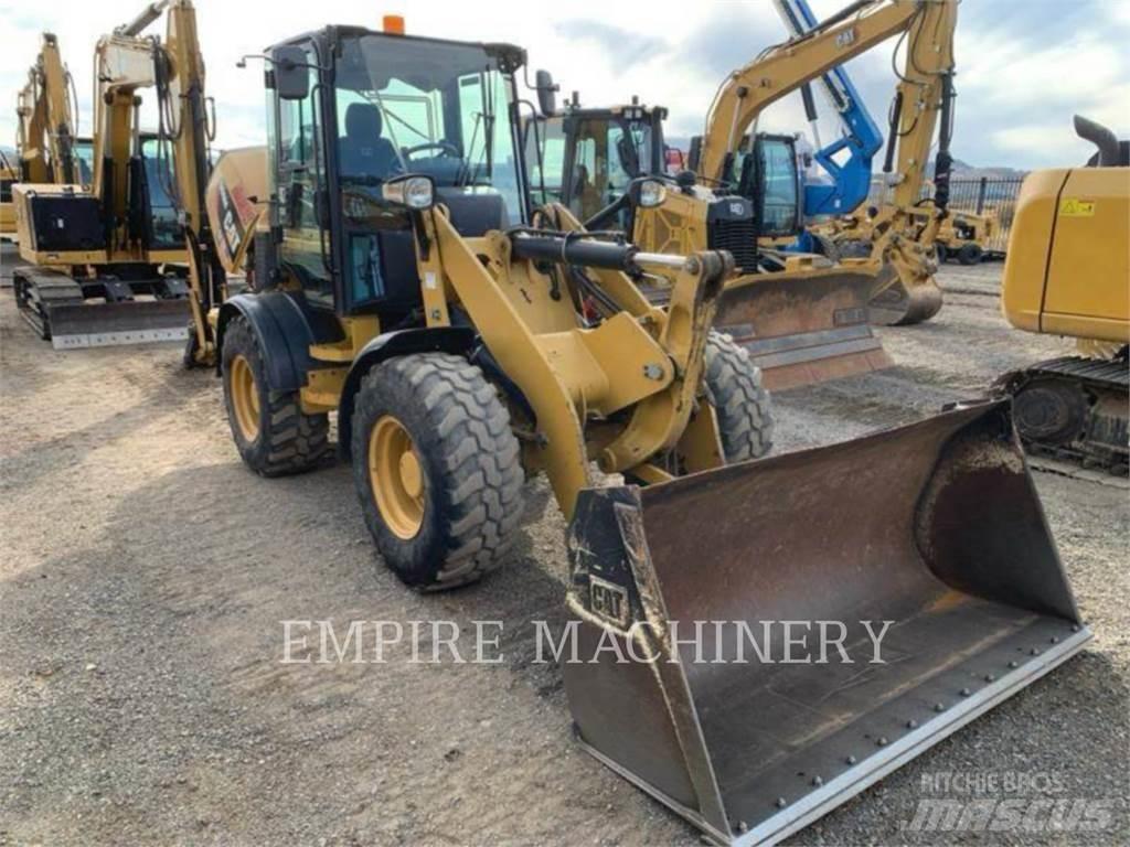 CAT 908M CA Chargeuse sur pneus