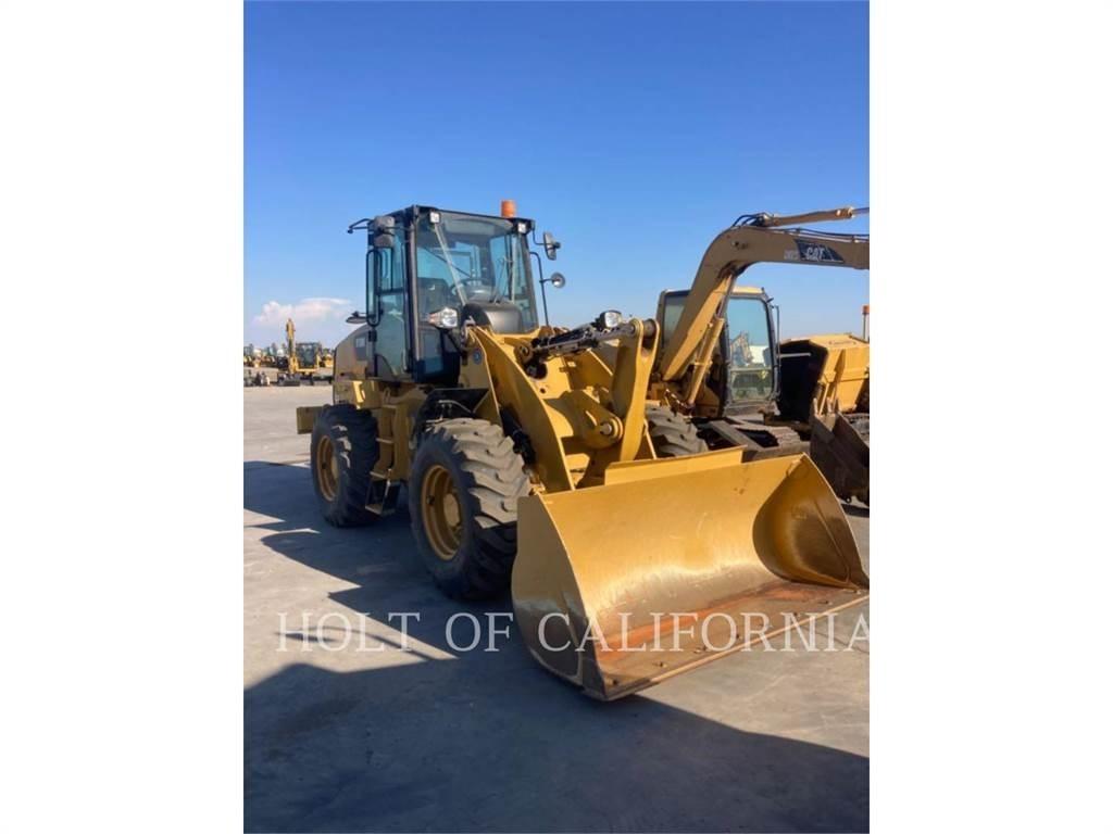 CAT 910M Chargeuse sur pneus