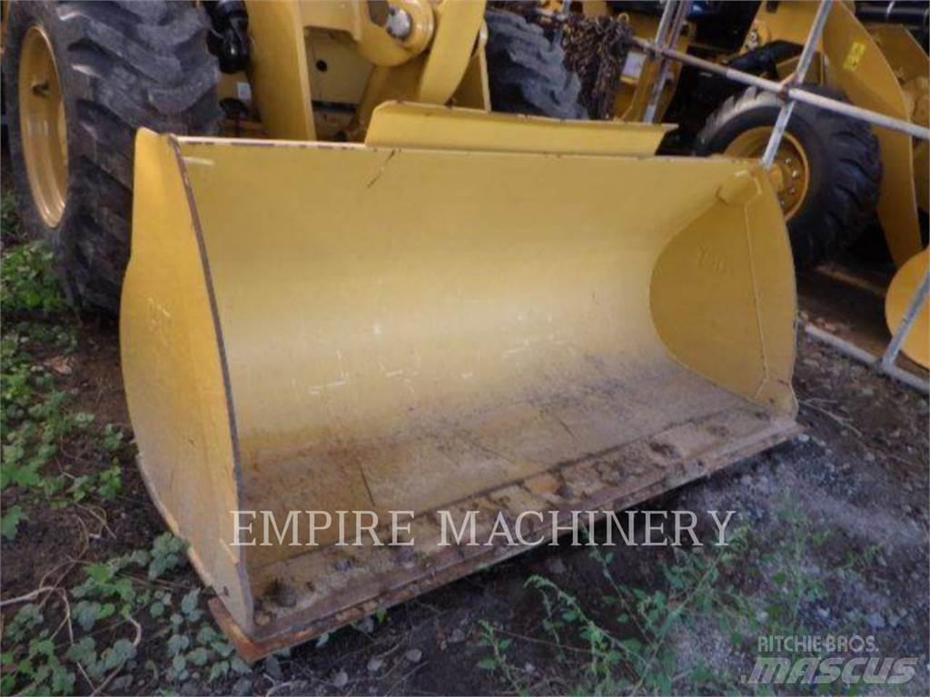 CAT 910M Chargeuse sur pneus