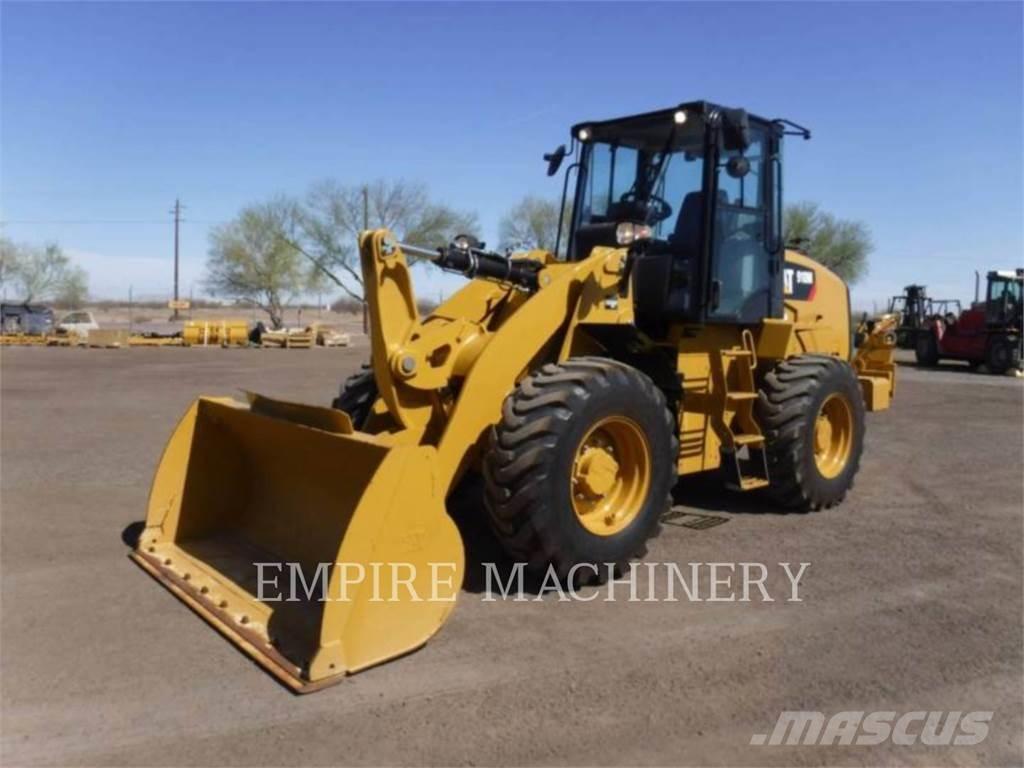 CAT 910M Chargeuse sur pneus