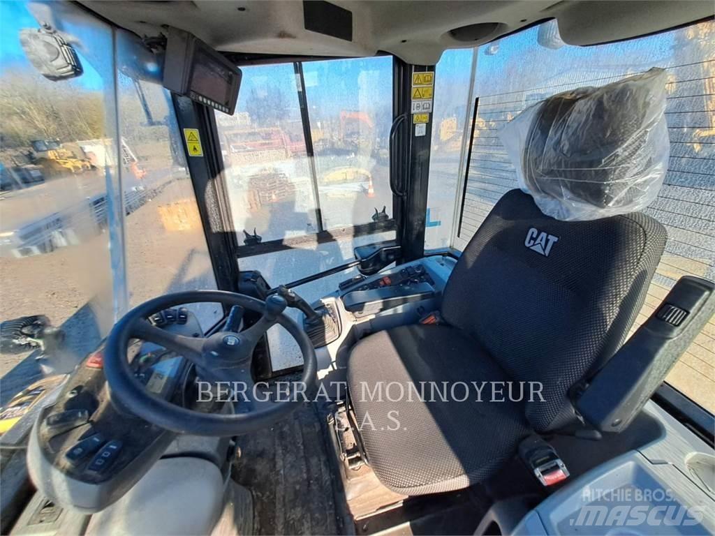 CAT 914 Chargeuse sur pneus