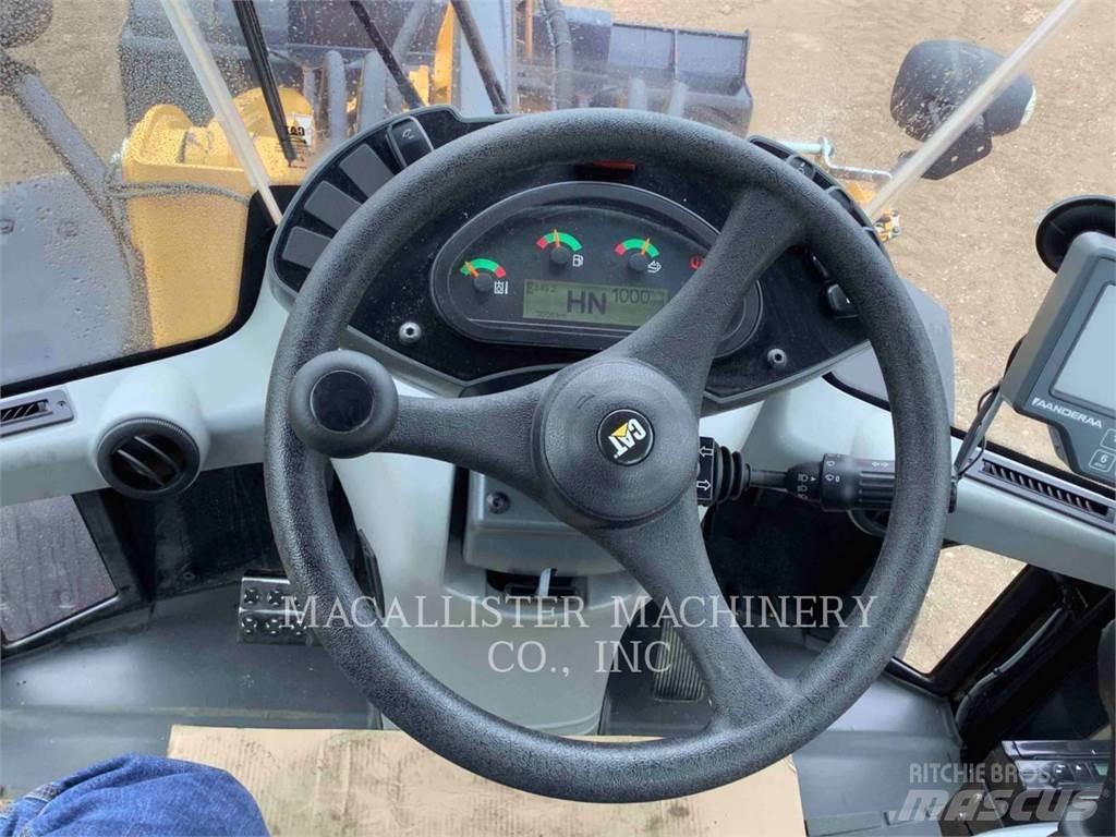 CAT 918M Chargeuse sur pneus