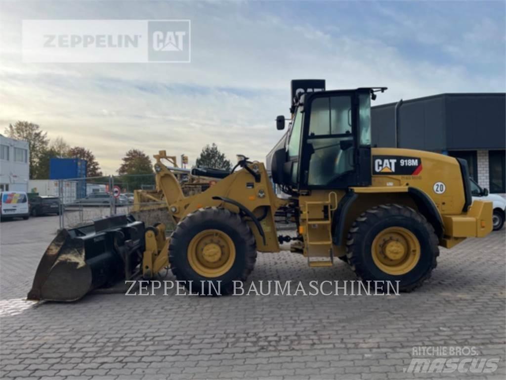 CAT 918M Chargeuse sur pneus