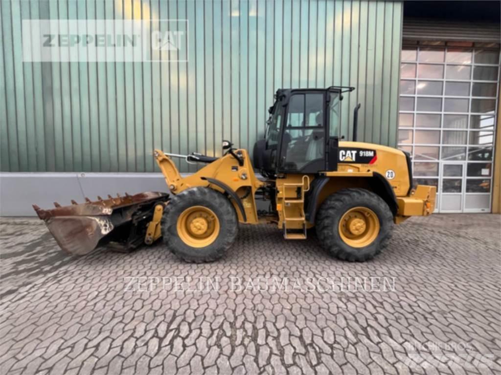 CAT 918M Chargeuse sur pneus