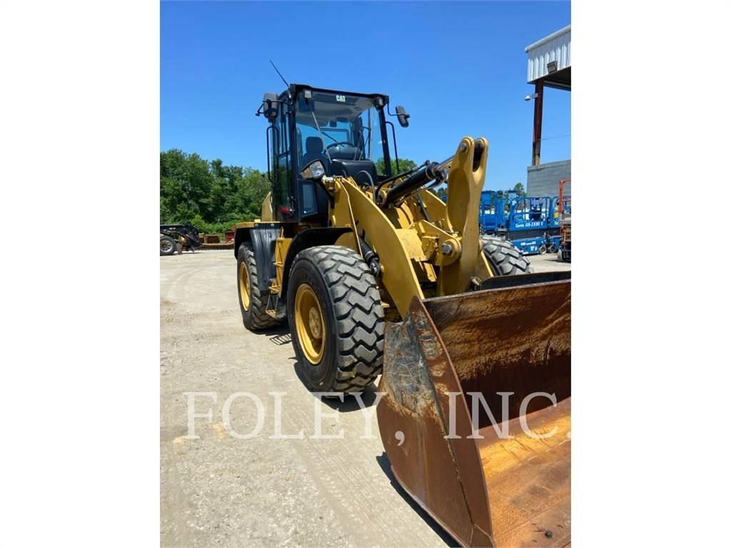 CAT 918M Chargeuse sur pneus