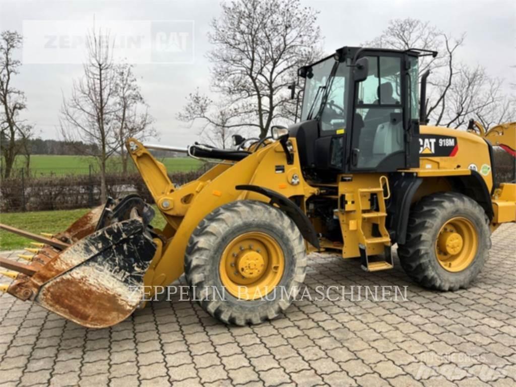 CAT 918M Chargeuse sur pneus