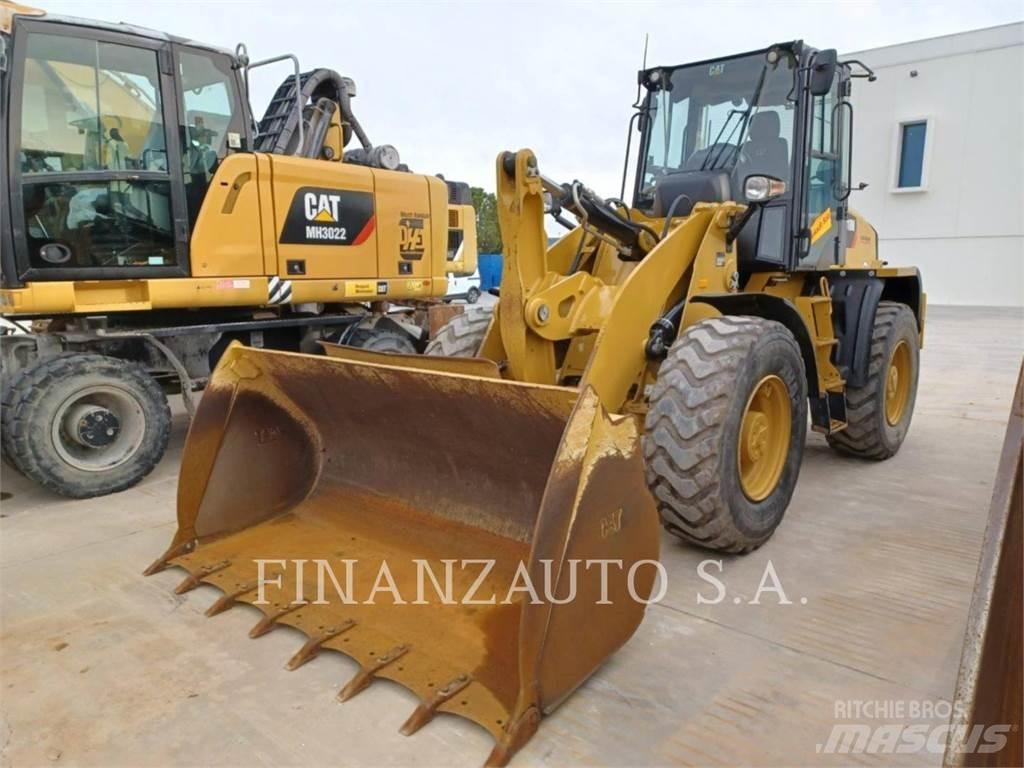 CAT 918M Chargeuse sur pneus