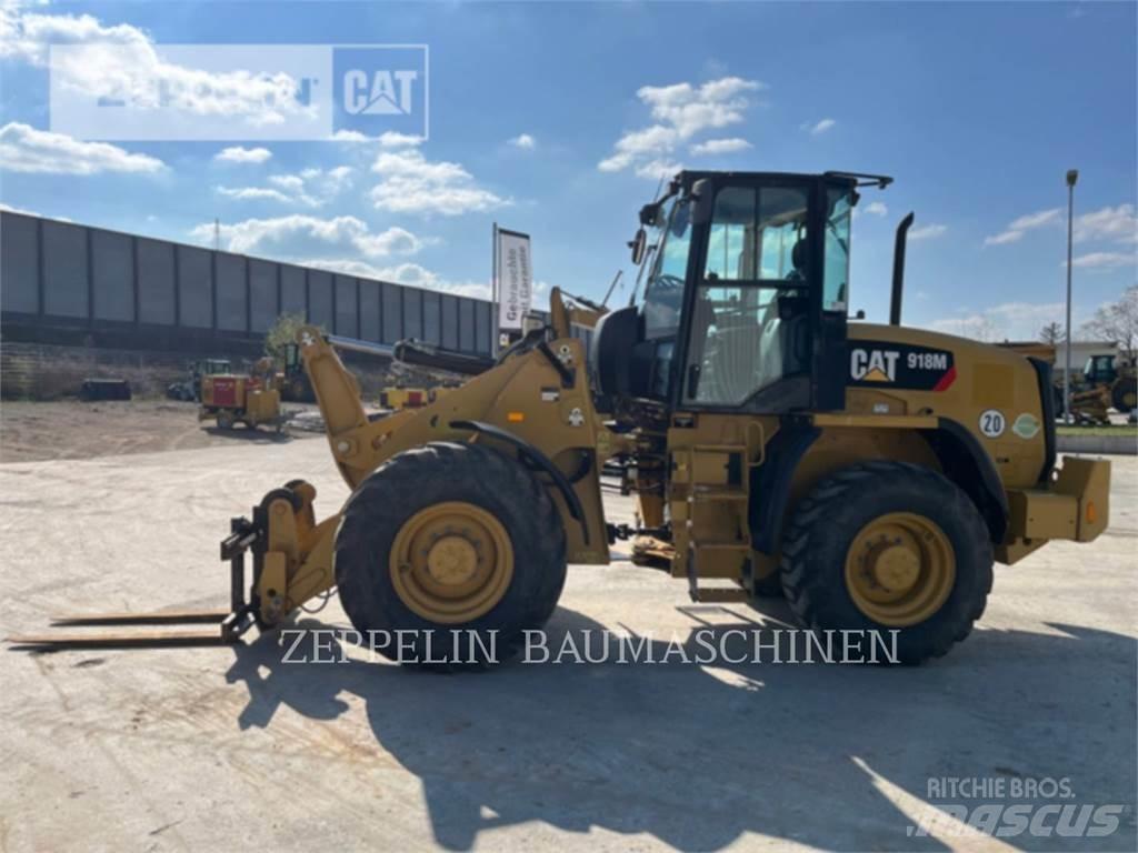 CAT 918M Chargeuse sur pneus