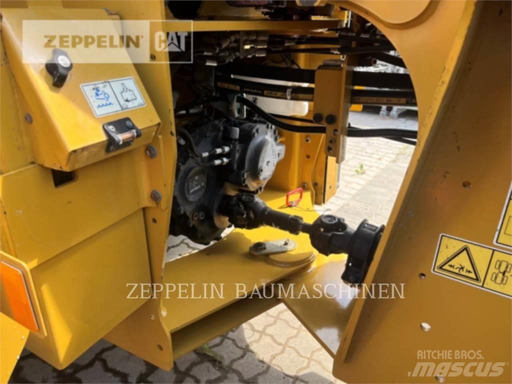 CAT 918M Chargeuse sur pneus