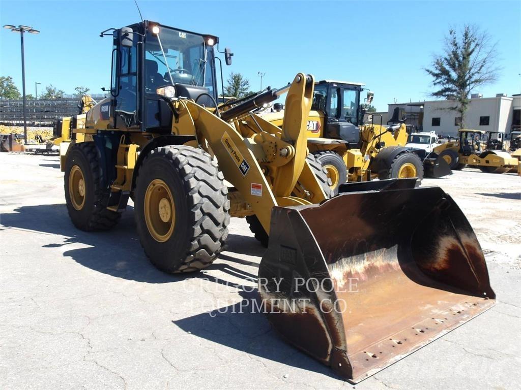 CAT 918M Chargeuse sur pneus