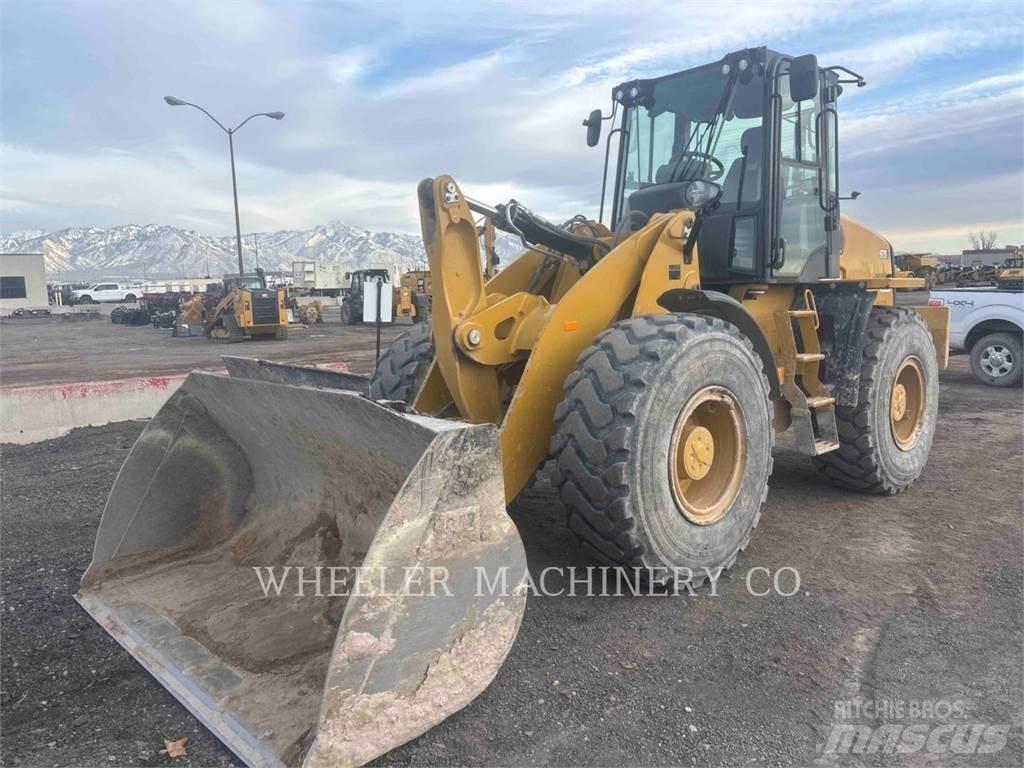 CAT 920 Chargeuse sur pneus