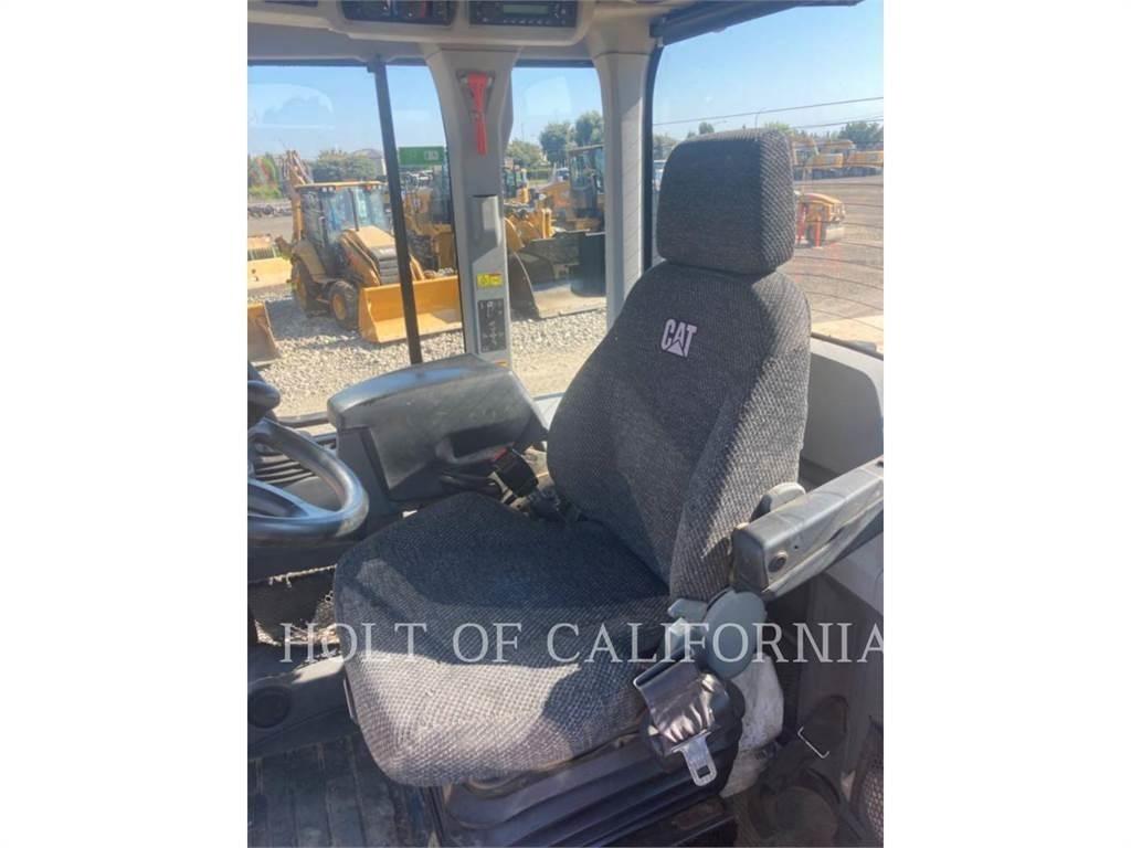 CAT 926M Chargeuse sur pneus