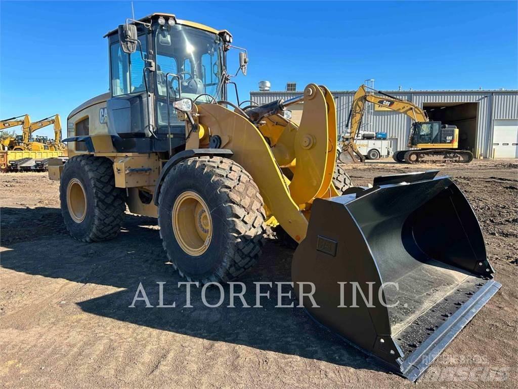 CAT 926M Chargeuse sur pneus