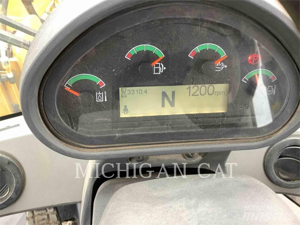 CAT 926M Chargeuse sur pneus