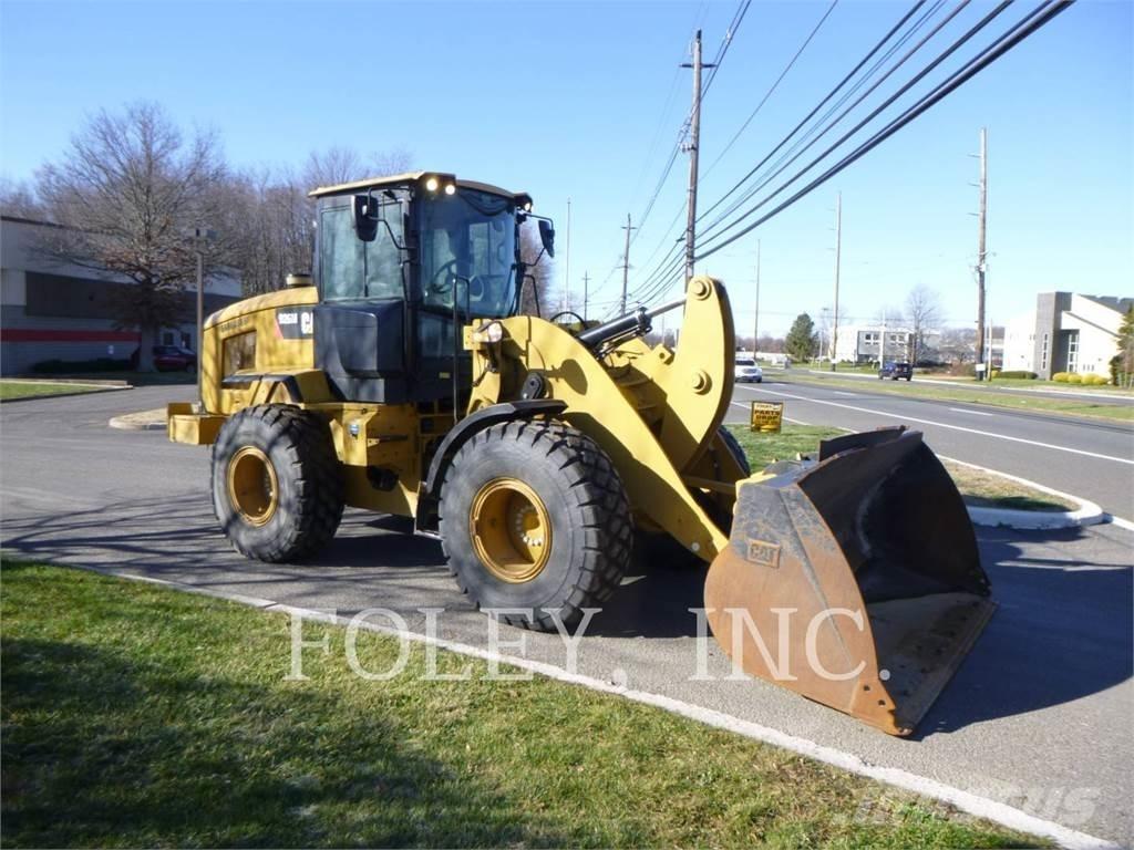 CAT 926M Chargeuse sur pneus