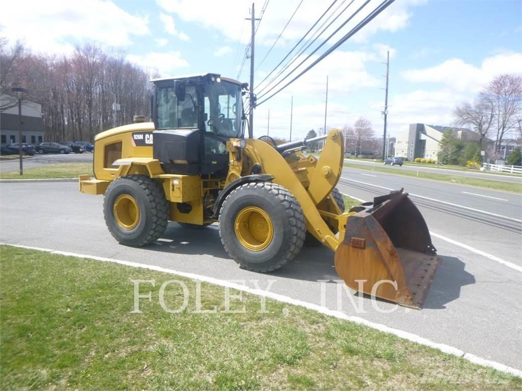 CAT 926M Chargeuse sur pneus