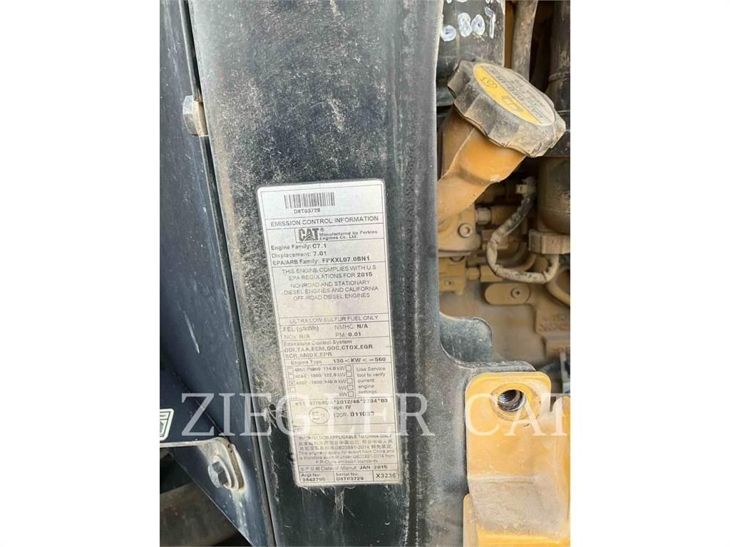 CAT 926M Chargeuse sur pneus